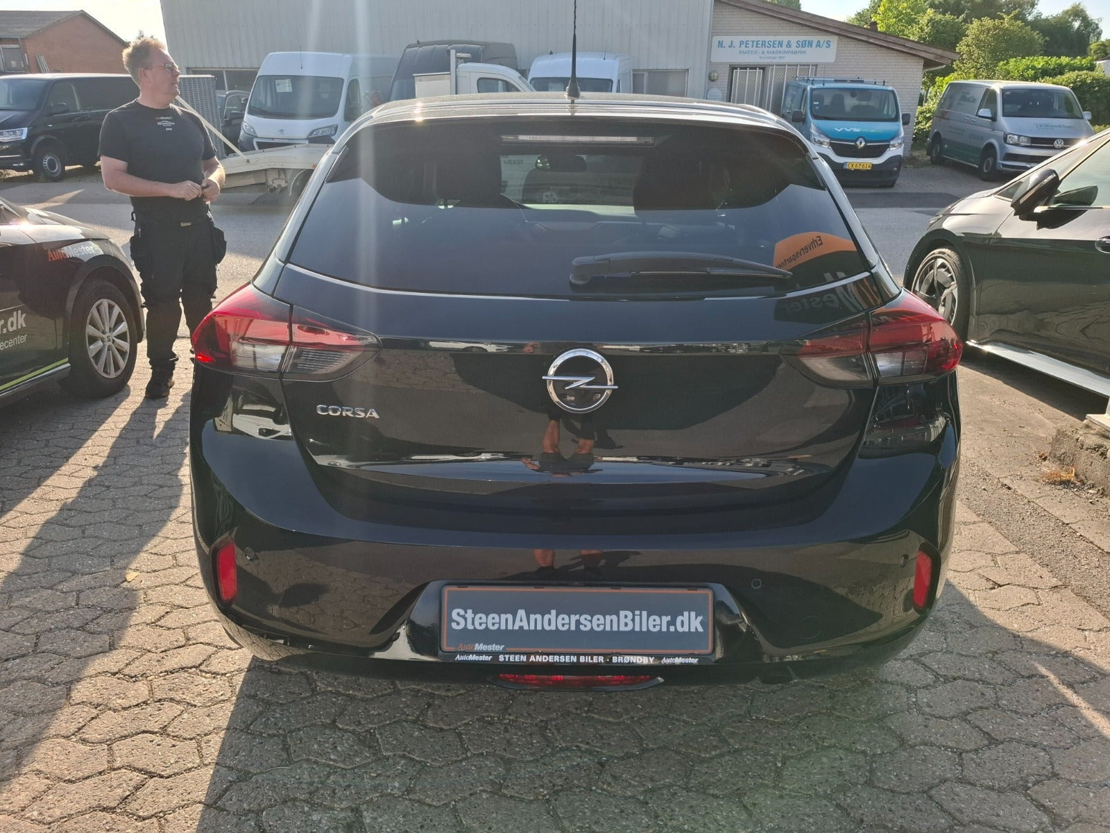 Sort Opel Corsa fra 2020