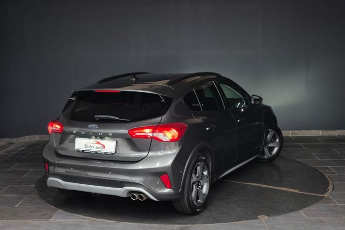 Grå Ford Focus fra 2020