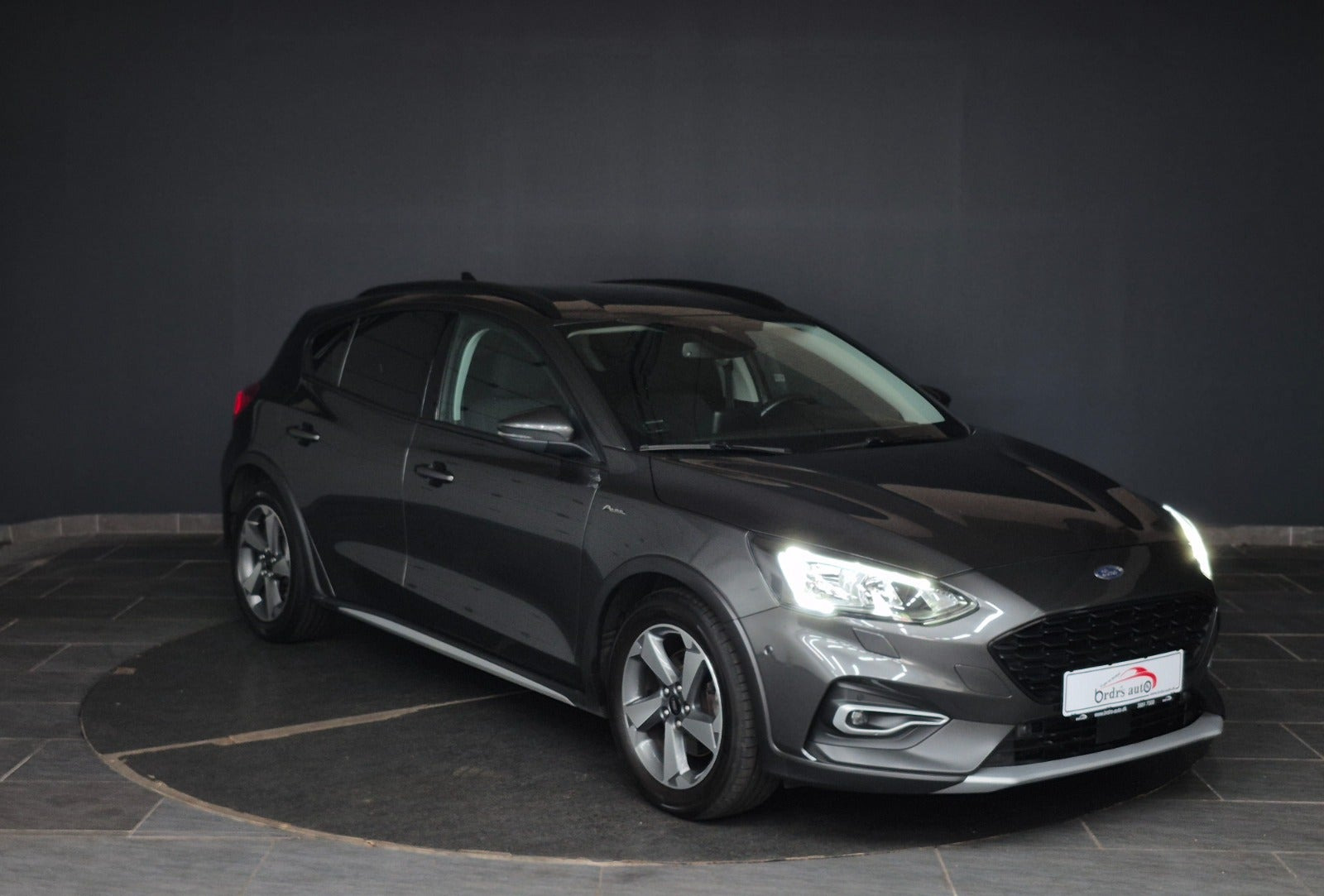 Grå Ford Focus fra 2020