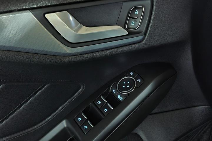Grå Ford Focus fra 2020