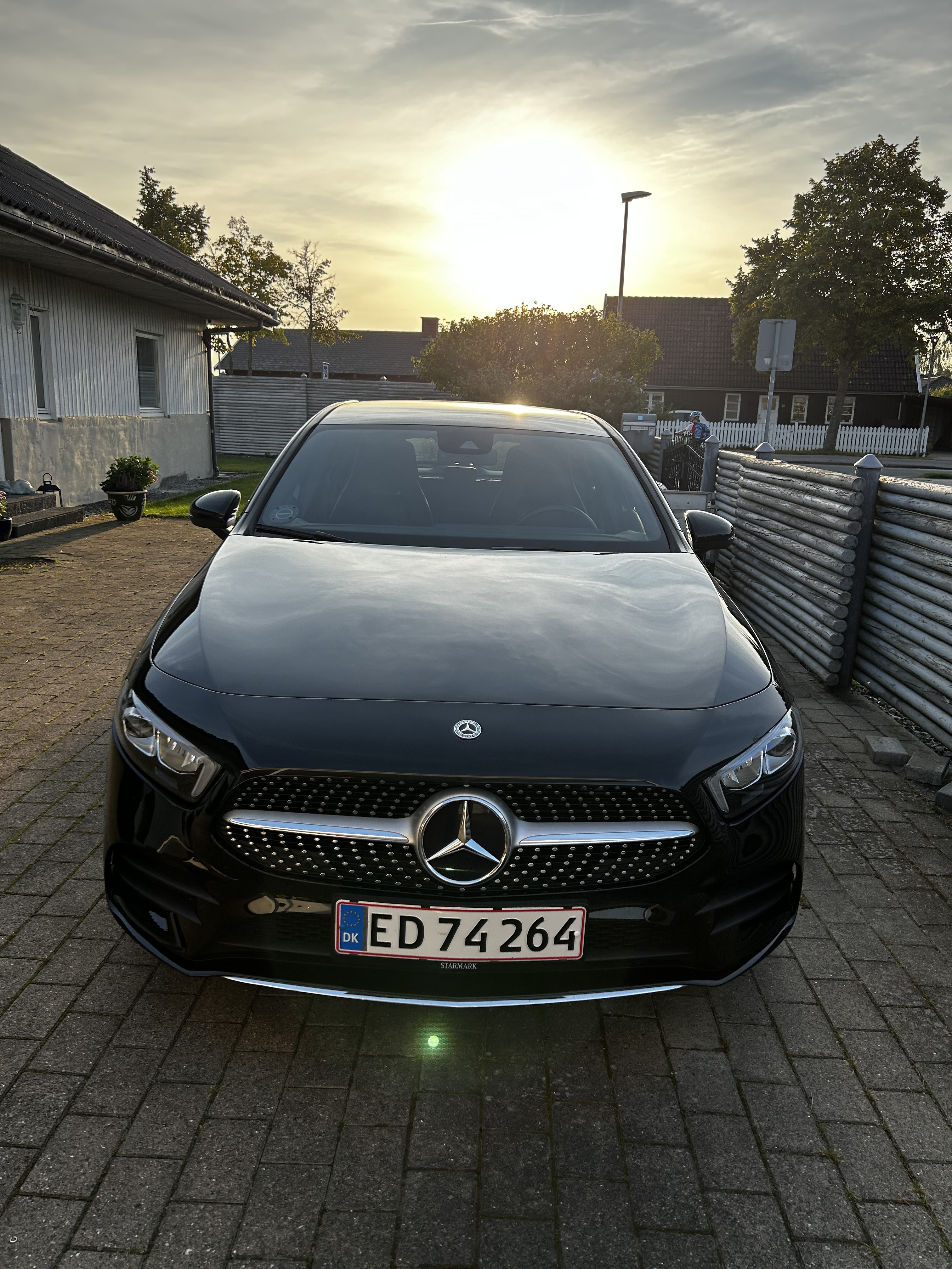 Mercedes A-Klasse 1,3 250 e Hatchback 8G-DCT