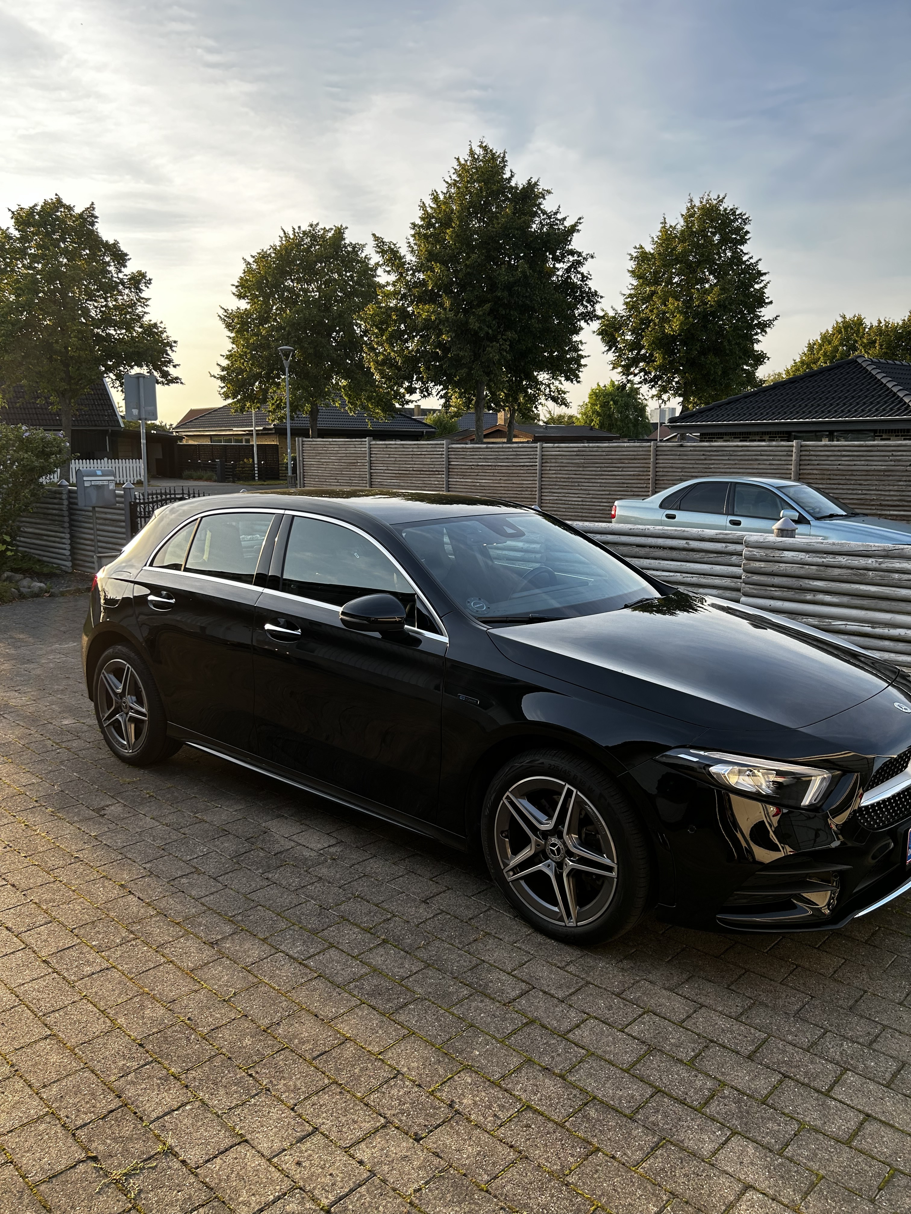 Sort Mercedes A-Klasse fra 2021