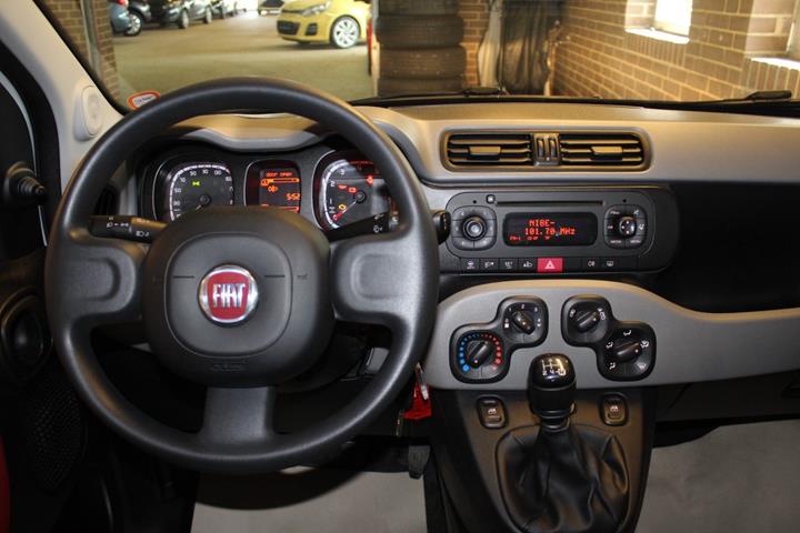 Hvid Fiat Panda fra 2013