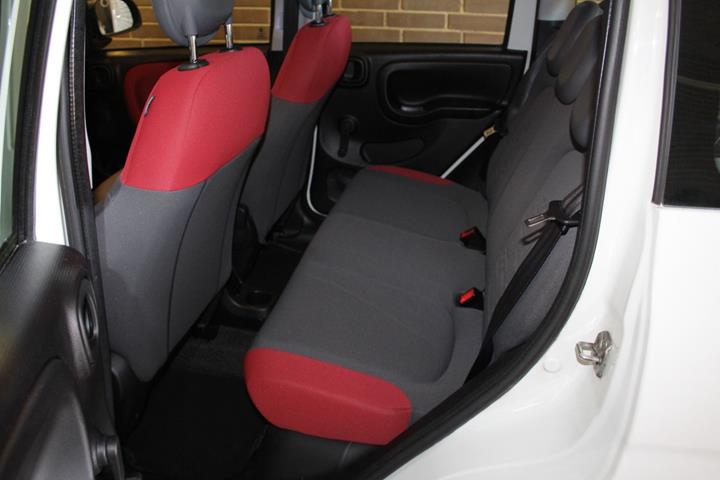 Hvid Fiat Panda fra 2013