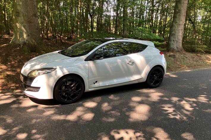 Hvid Renault Megane III fra 2011