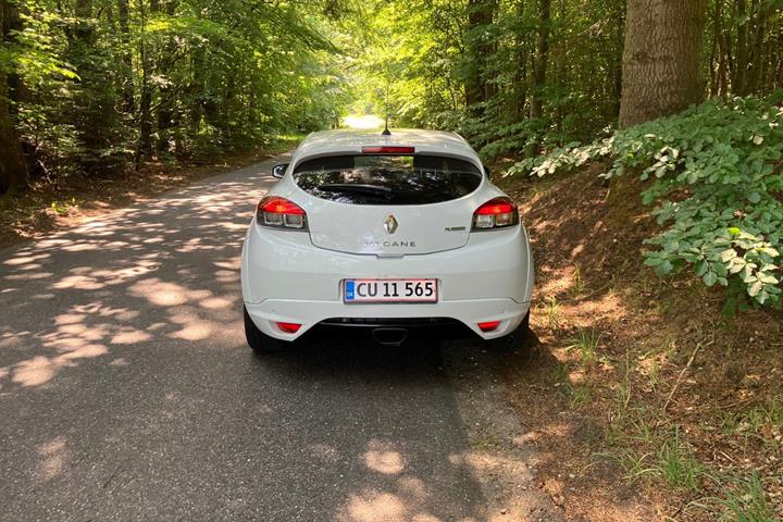 Hvid Renault Megane III fra 2011