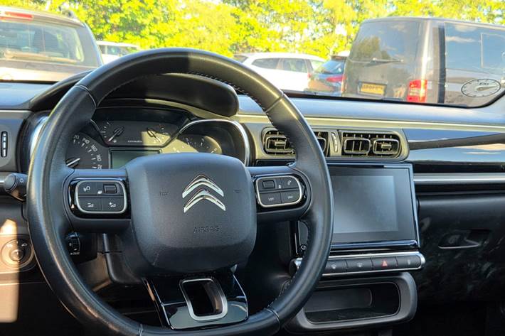 Grå Citroën C3 fra 2020