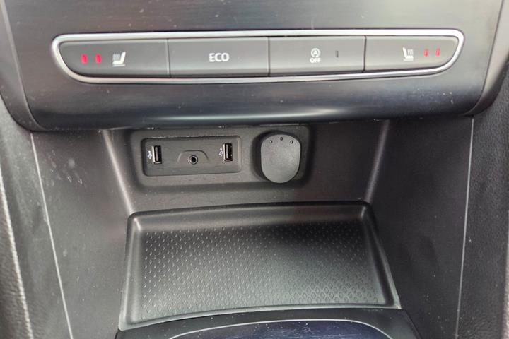 Blå Renault Megane IV fra 2016