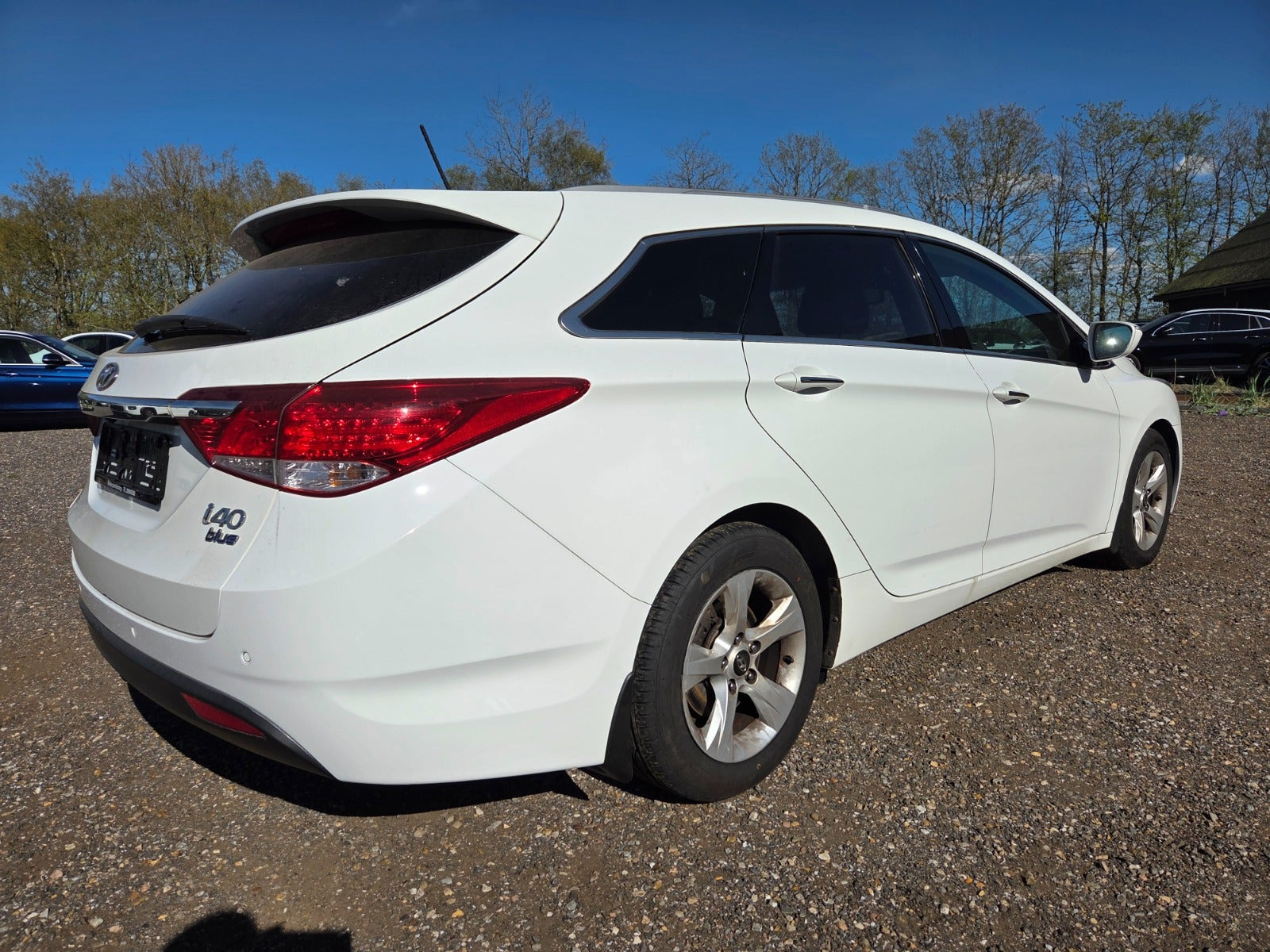 Hvid Hyundai i40 fra 2012