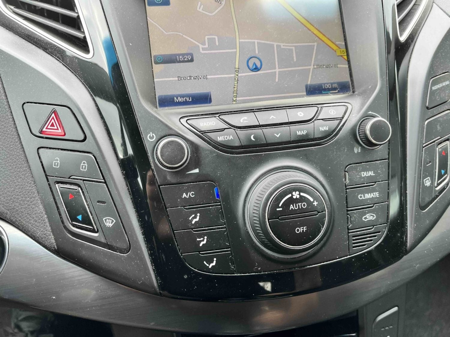 Hvid Hyundai i40 fra 2012