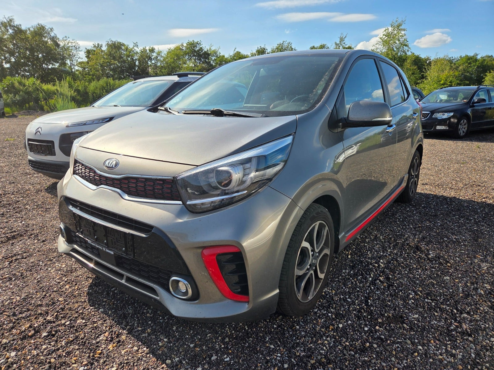 Grå Kia Picanto fra 2019