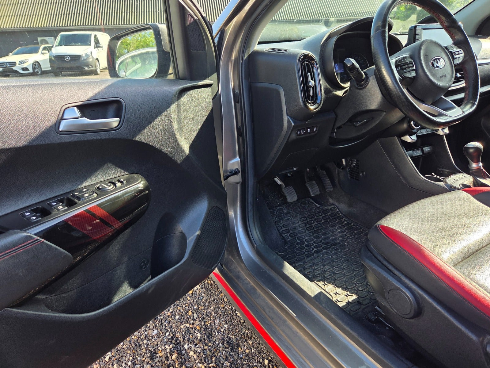 Grå Kia Picanto fra 2019