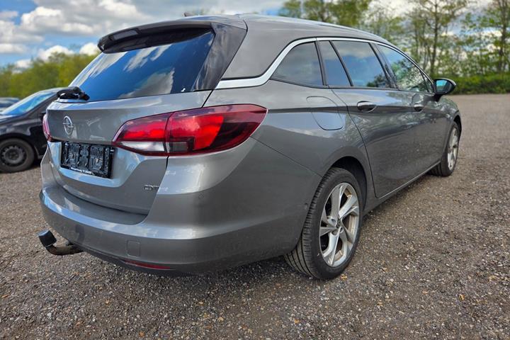 undefined Opel Astra fra 2018