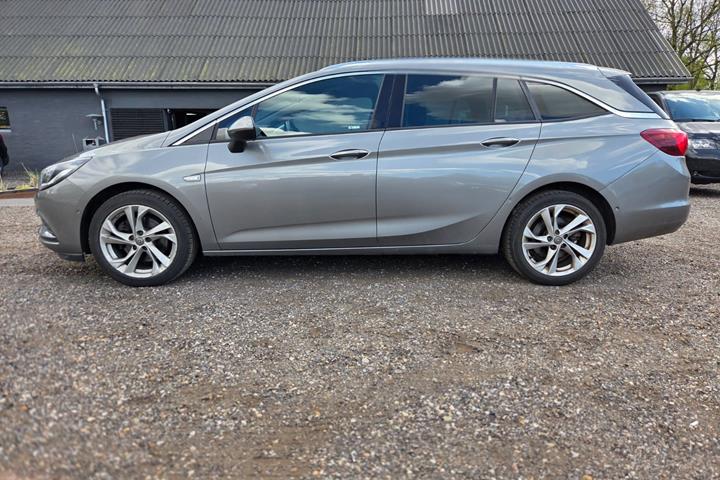 undefined Opel Astra fra 2018