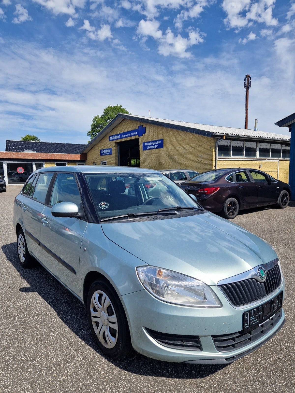 Sølv Skoda Fabia fra 2011
