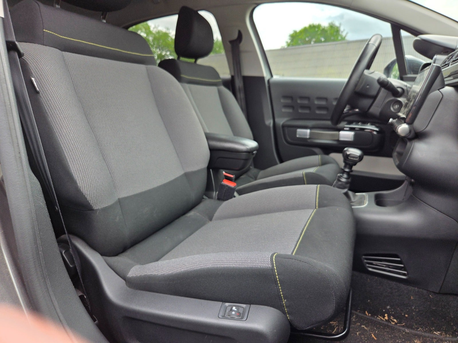 Grå Citroën C3 fra 2019