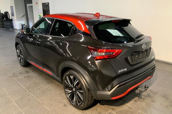 Sort Nissan Juke fra 2020