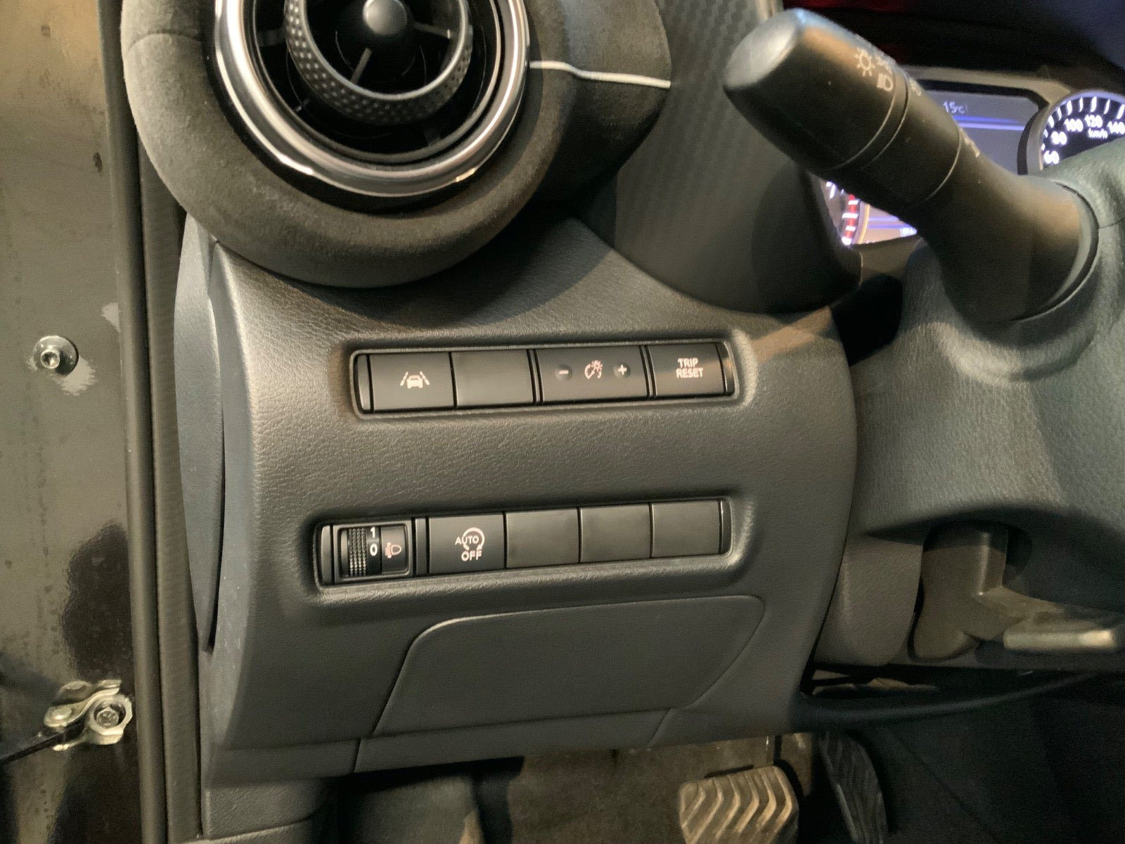 Sort Nissan Juke fra 2020