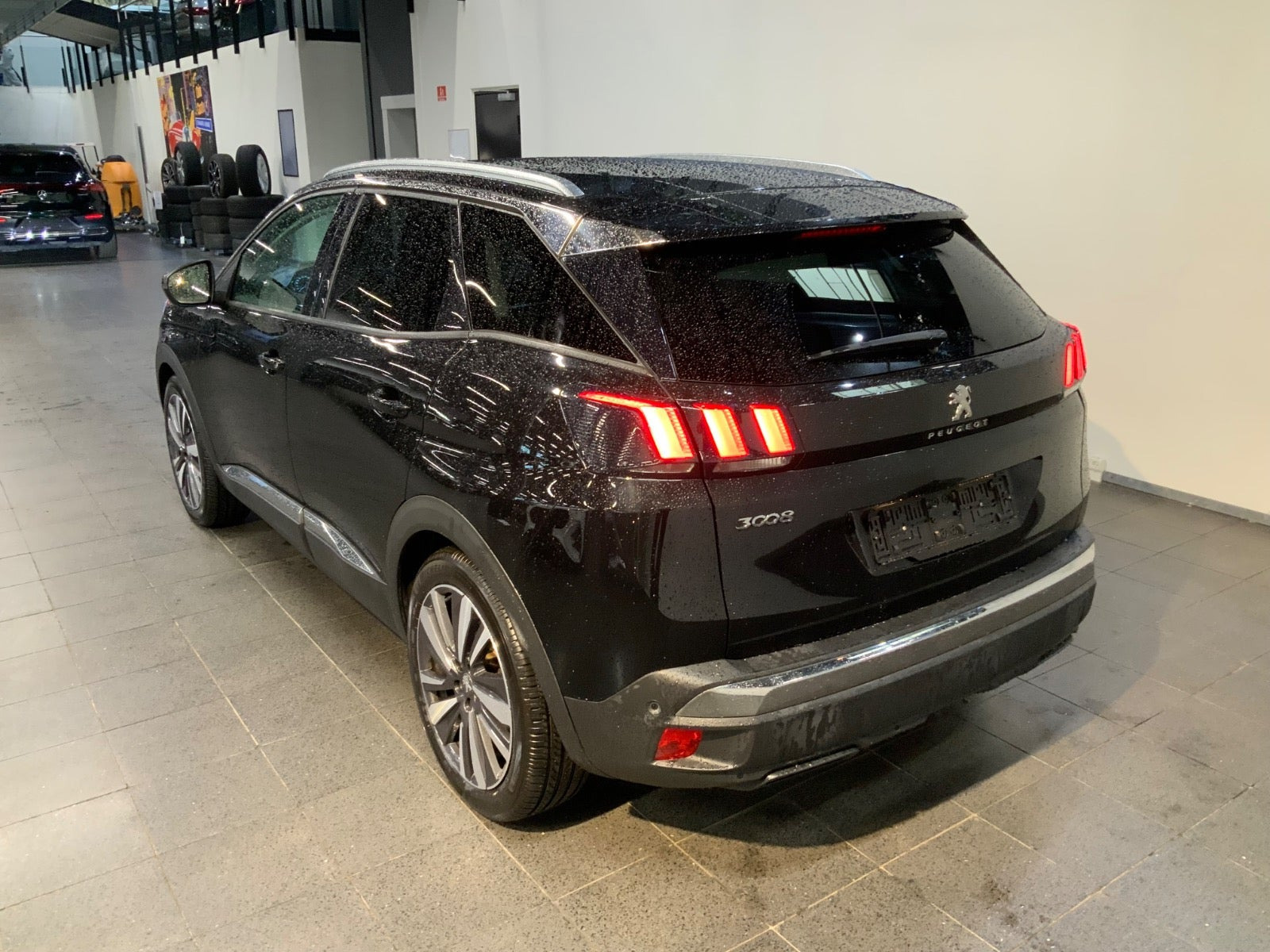 Sort Peugeot 3008 fra 2018