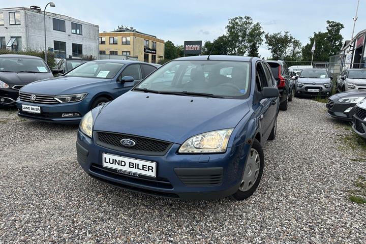 Blå Ford Focus fra 2006