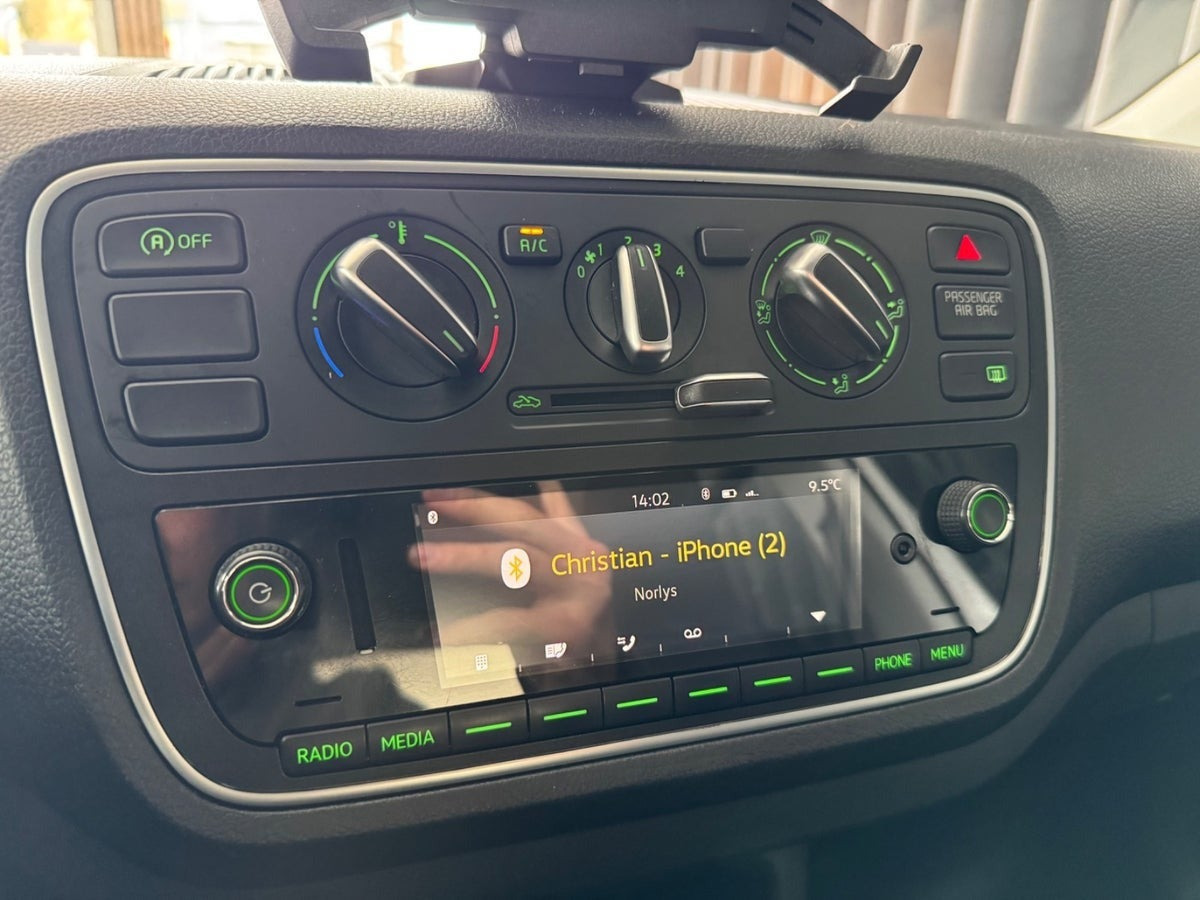 Hvid Skoda Citigo fra 2019