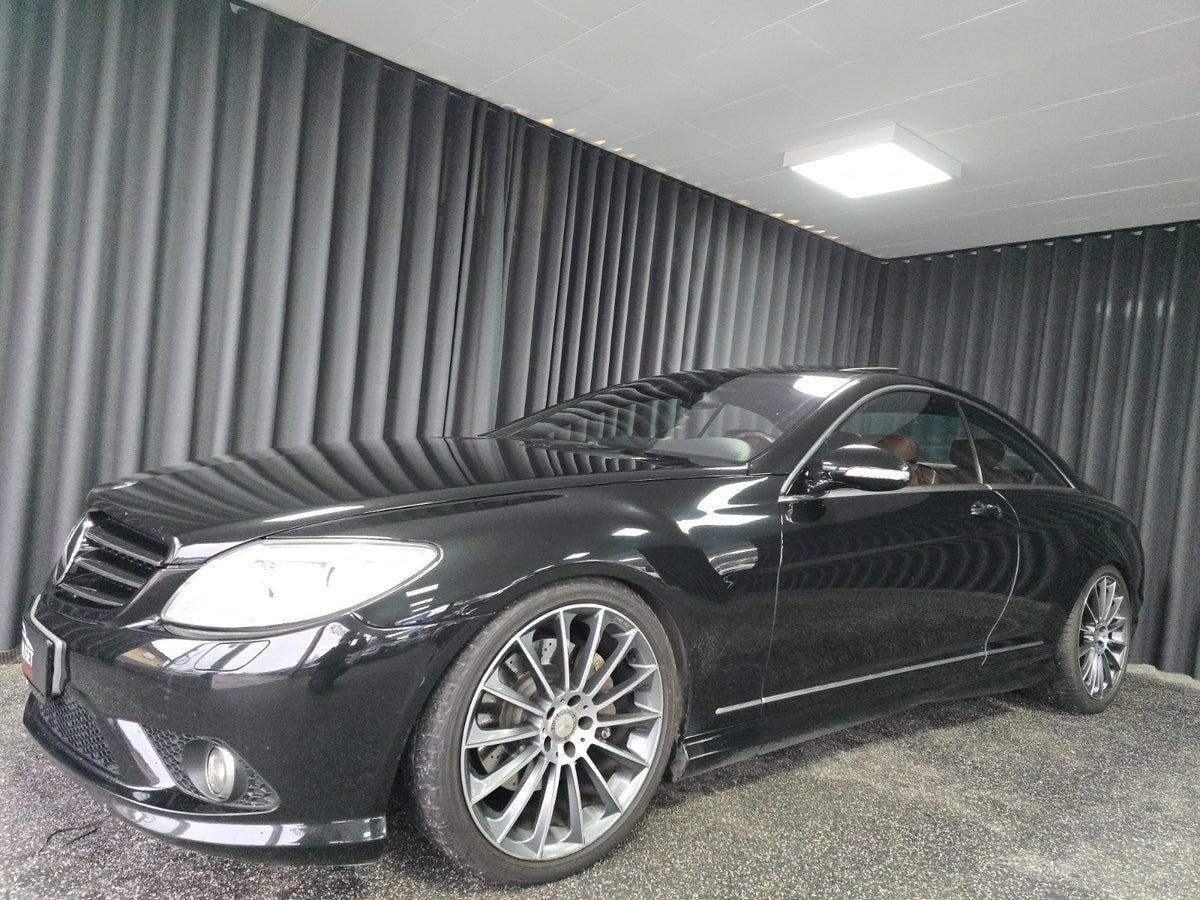 Sort Mercedes CL500 fra 2007