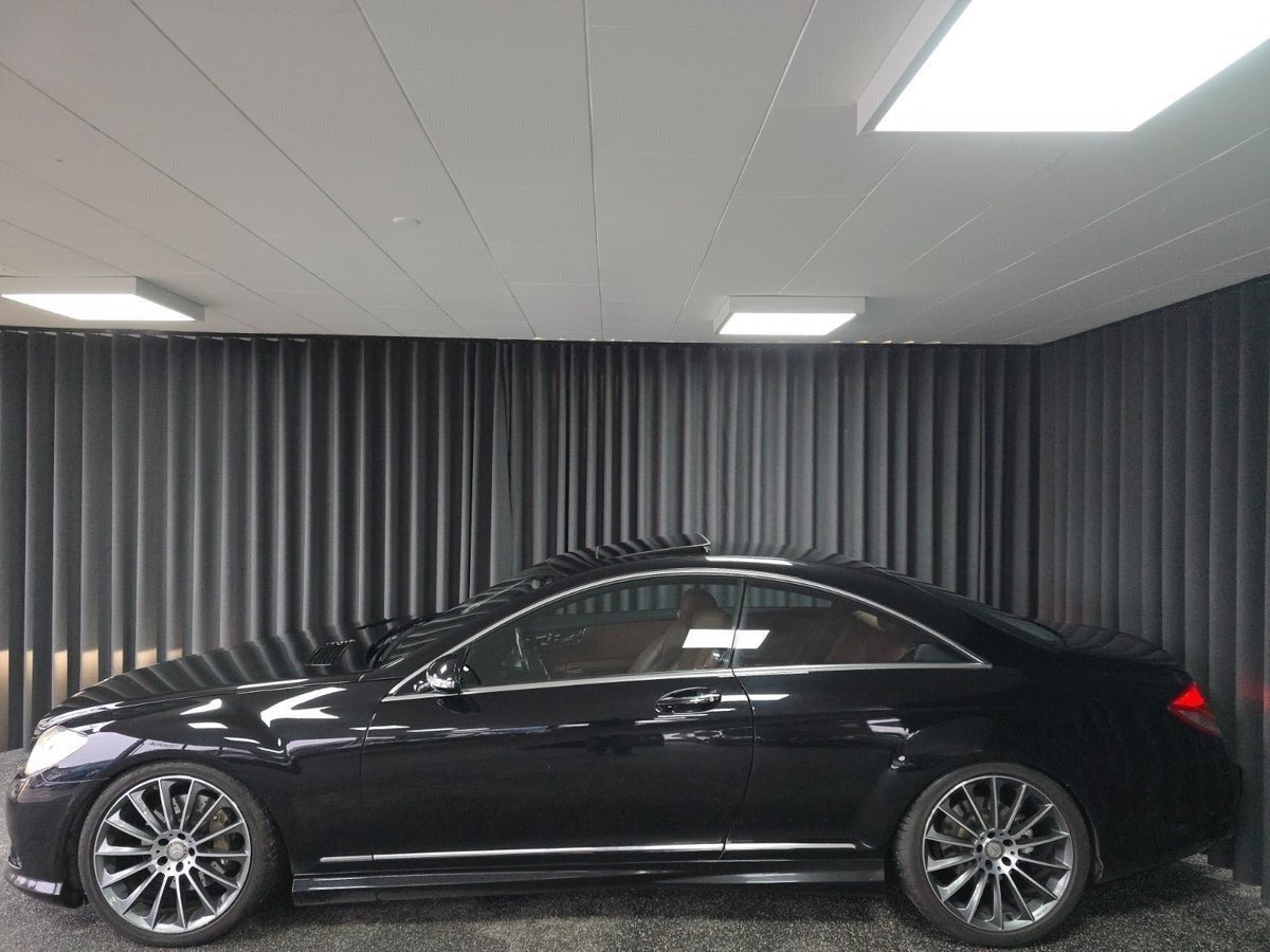 Sort Mercedes CL500 fra 2007