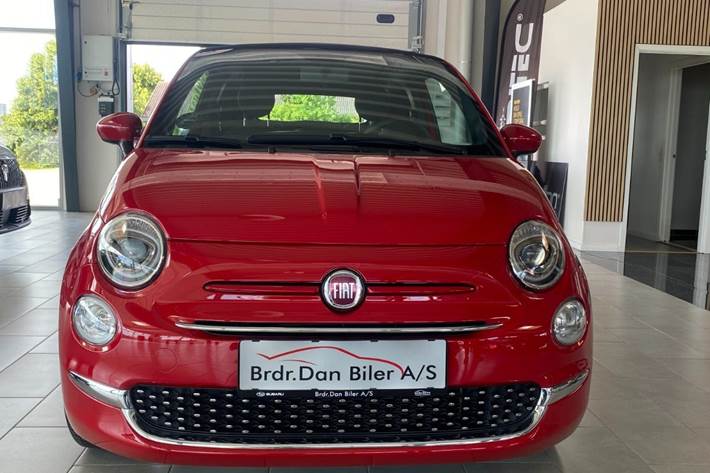 Rød Fiat 500C fra 2021