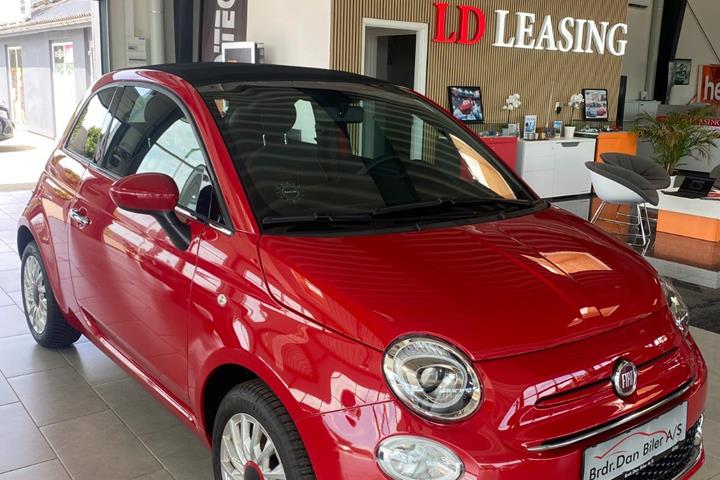 Rød Fiat 500C fra 2021