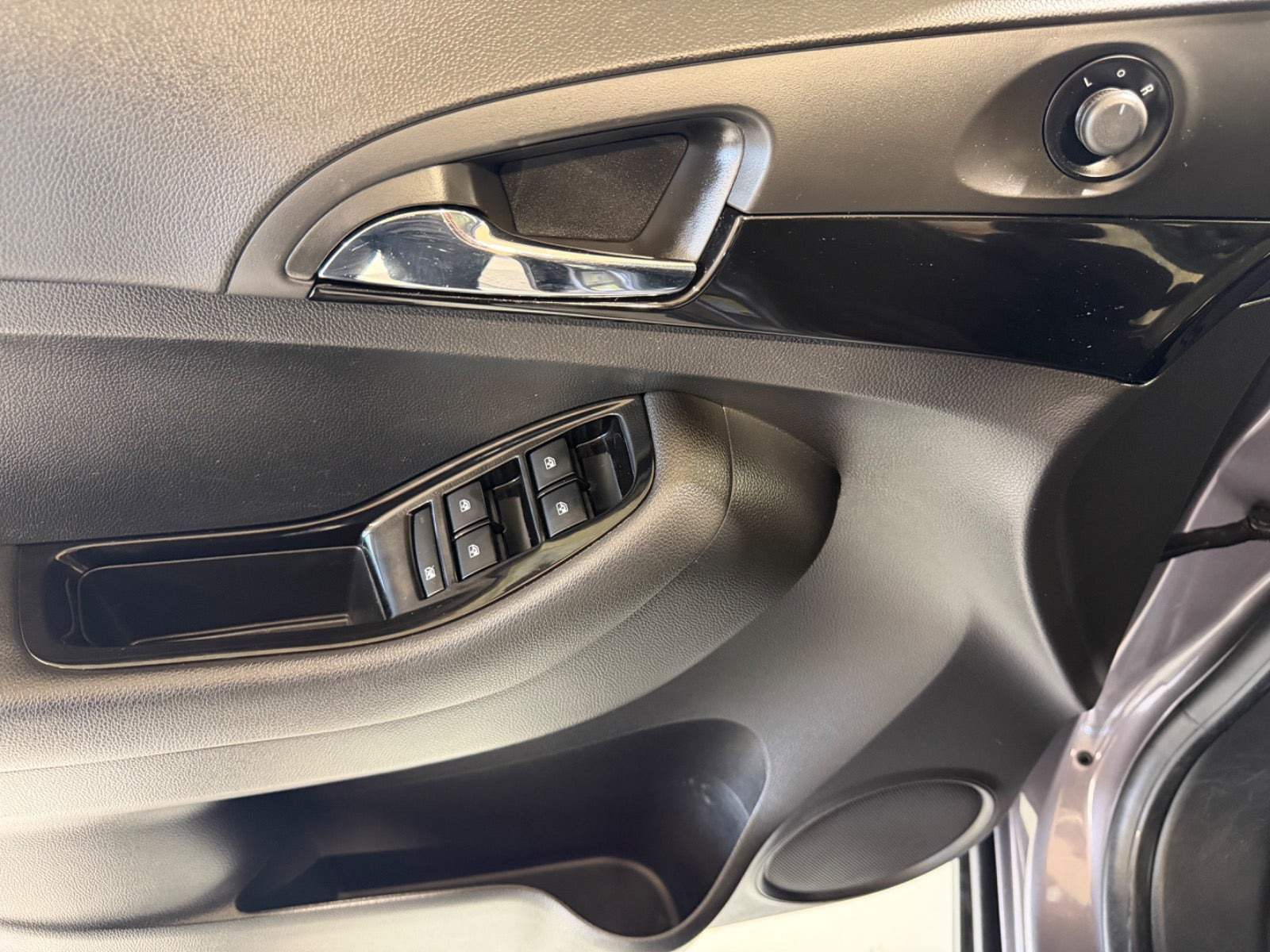 Grå Chevrolet Orlando fra 2012