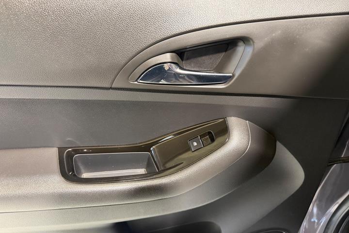 Grå Chevrolet Orlando fra 2012
