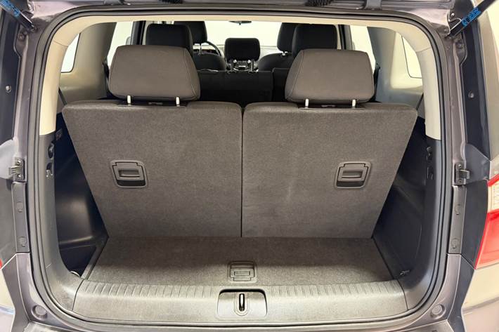 Grå Chevrolet Orlando fra 2012