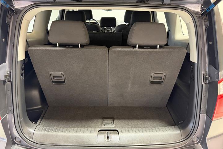 Grå Chevrolet Orlando fra 2012