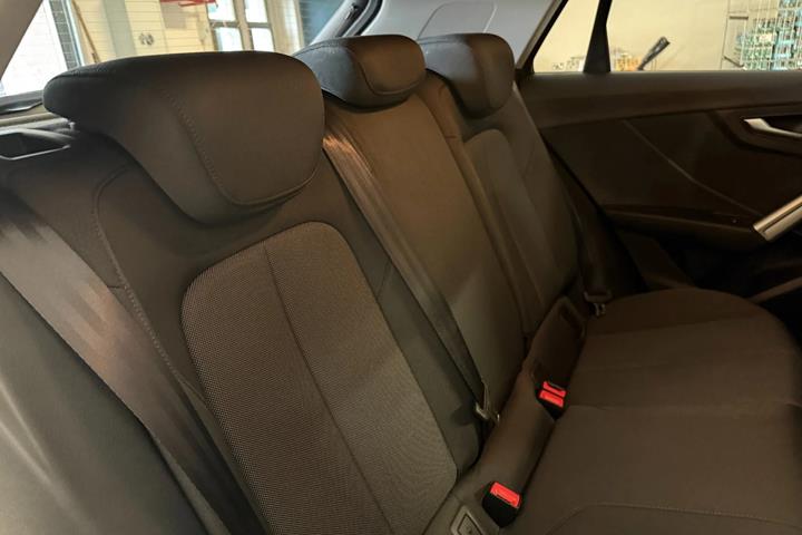Sort Audi Q2 fra 2024