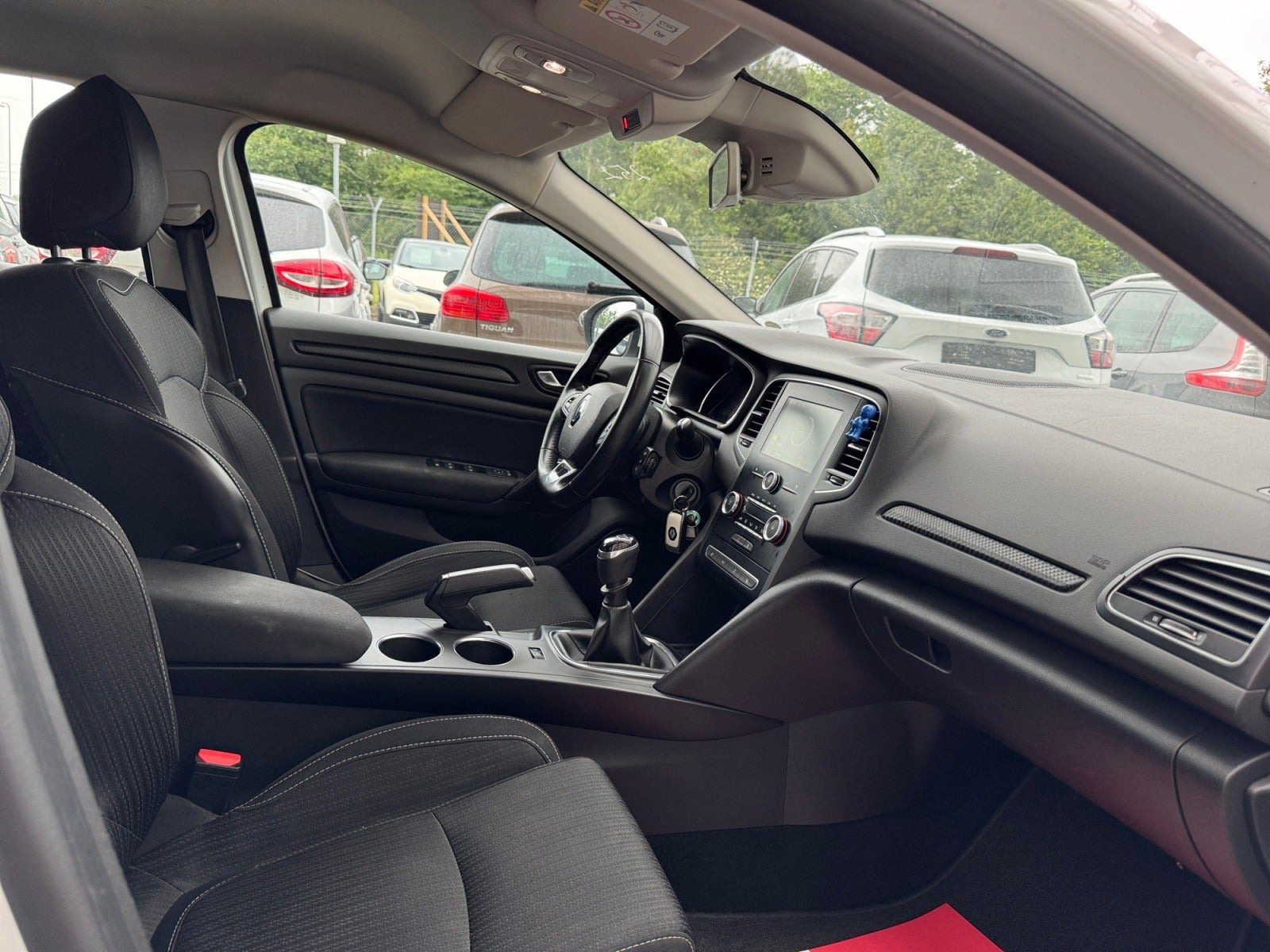 Hvid Renault Megane IV fra 2018