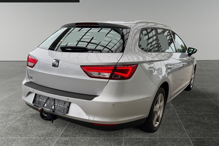 Sølv Seat Leon fra 2015