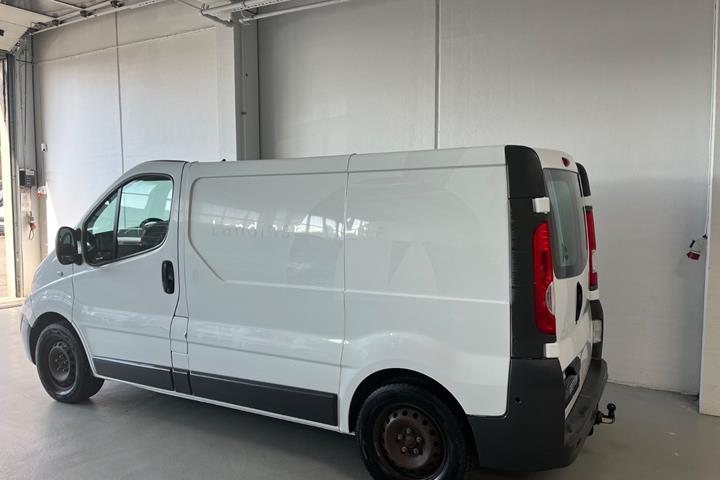 Hvid Opel Vivaro fra 2014