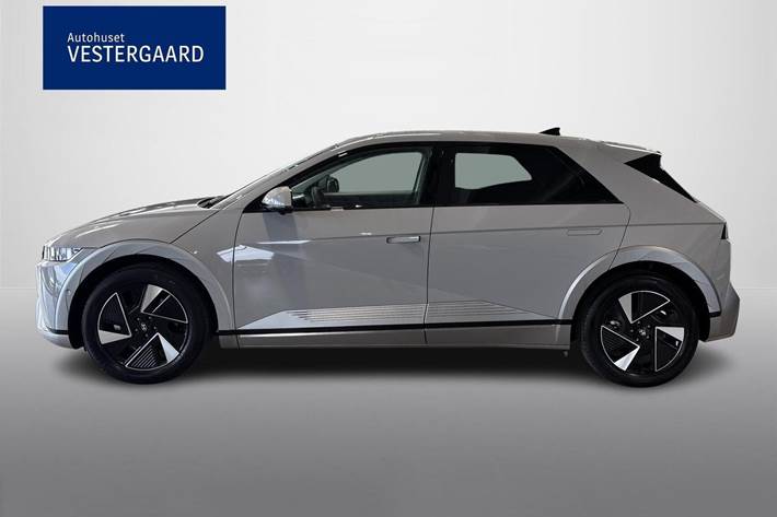 Grå Hyundai Ioniq 5 fra 2026