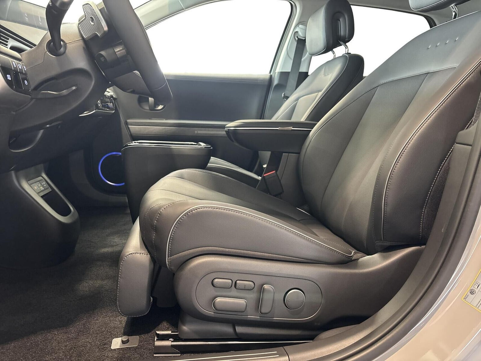 Grå Hyundai Ioniq 5 fra 2026