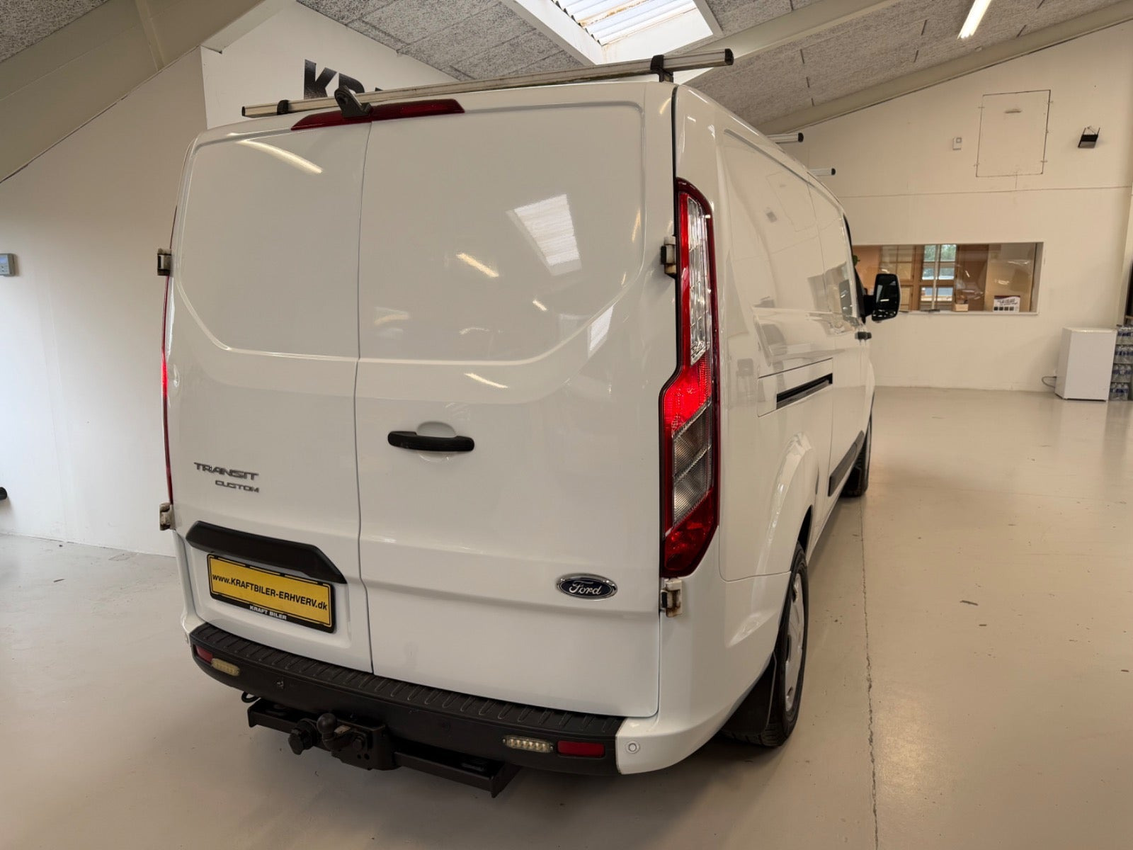 Hvid Ford Transit Custom 300 L2 fra 2019