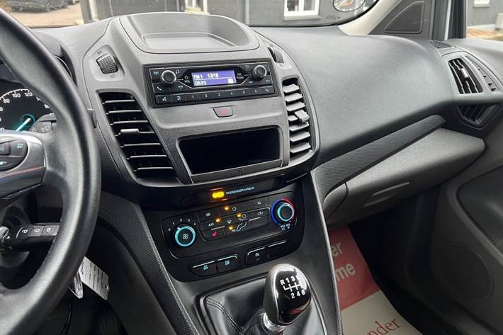 Hvid Ford Transit Connect fra 2019
