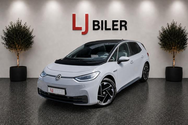Grå VW ID.3 fra 2021 set udefra