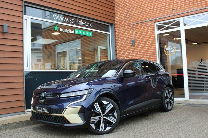 Blå Renault Megane E-Tech fra 2023