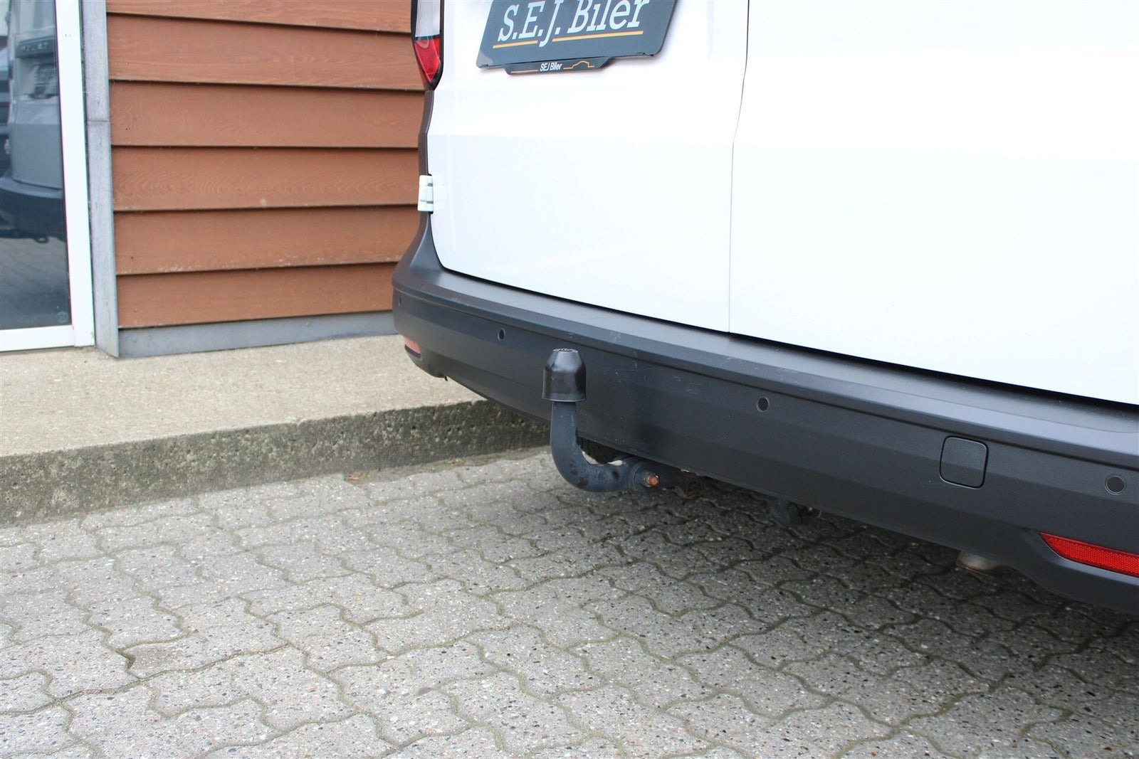 Hvid VW Caddy fra 2021