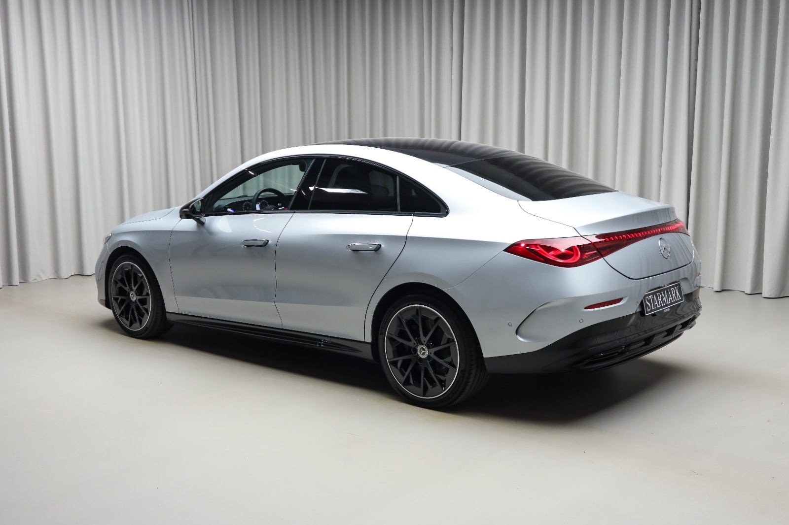 Sølv Mercedes CLA250+ fra 2026