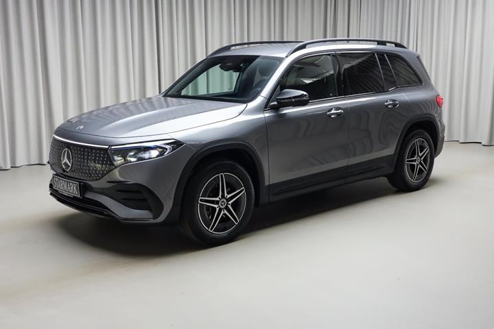 Grå Mercedes EQB250+ fra 2026