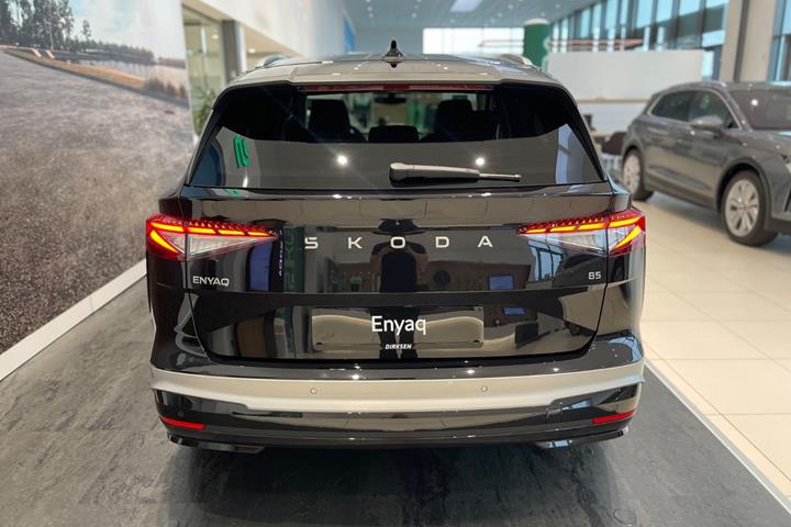 Sort Skoda Enyaq fra 2027
