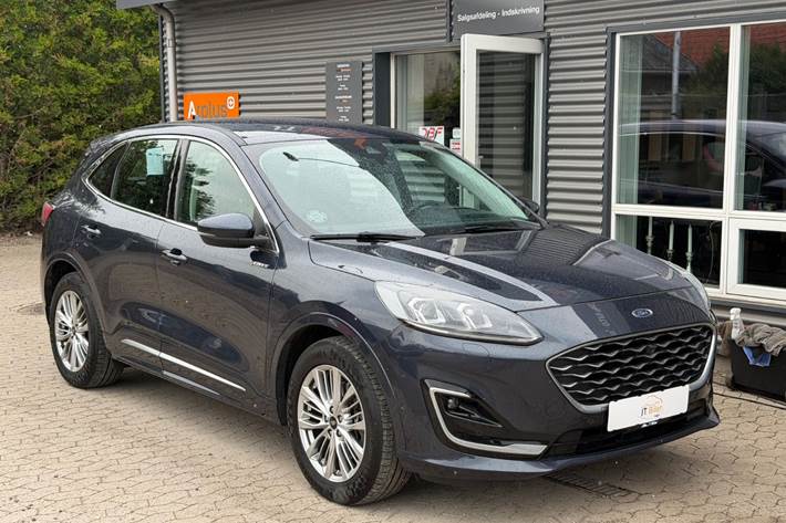 Grå Ford Kuga fra 2020