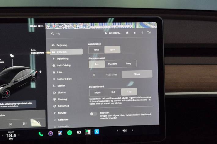Sort Tesla Model 3 fra 2021