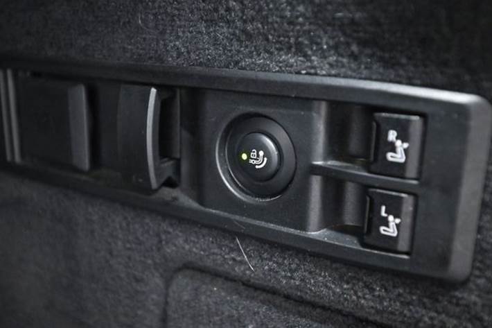 Hvid BMW iX fra 2022